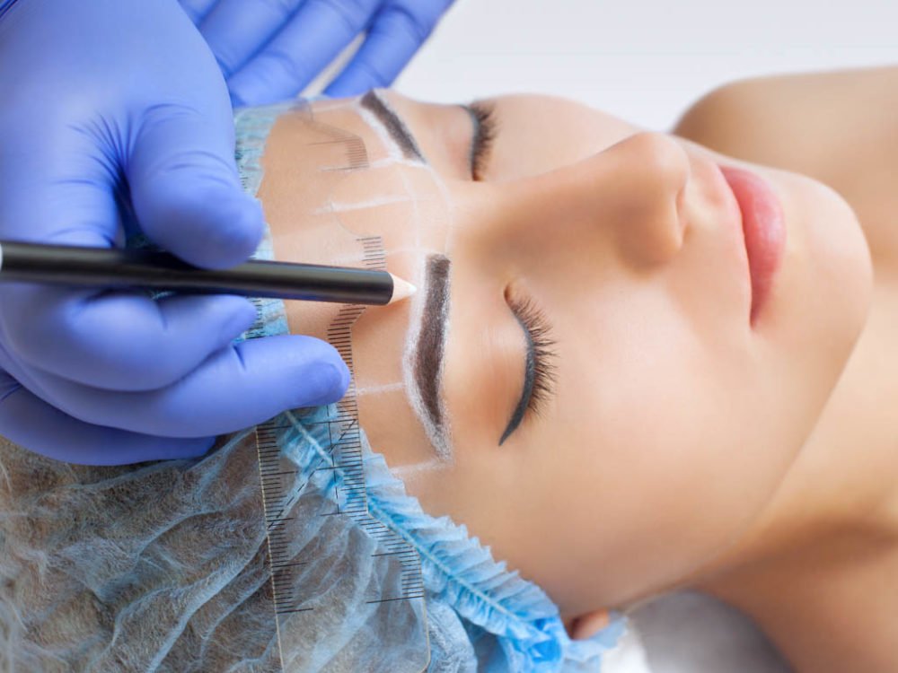 Choosing a Microblading Training and Certification Course