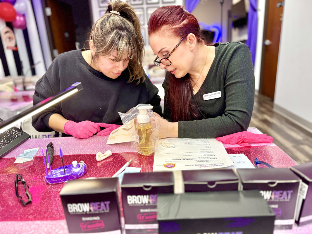 silicone-practice-brow-shapes Practice brows created on silicone skin in Dallas class