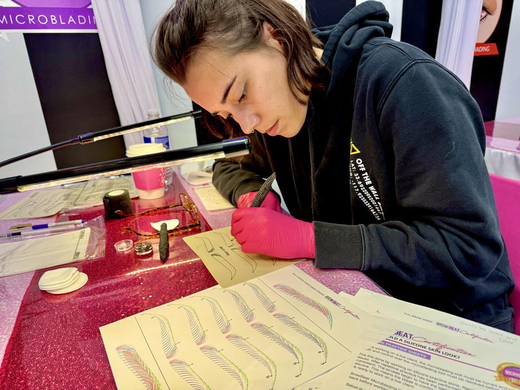 Microblading Stroke Pattern Variations Upper Stroke Placement Demonstration