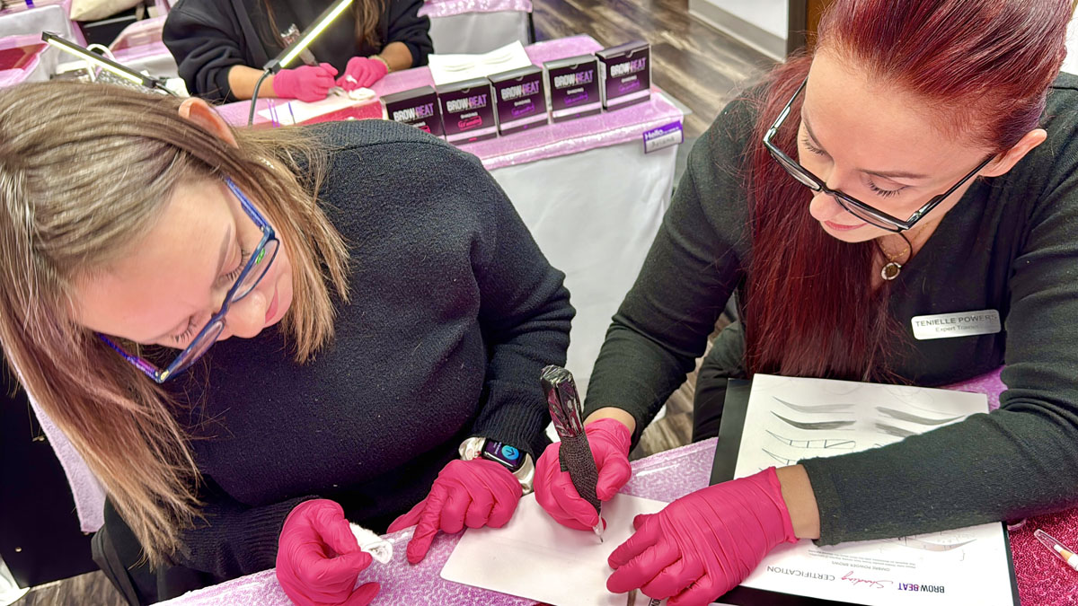 learning ombre and powder brow fades Soft ombré front shading on silicone